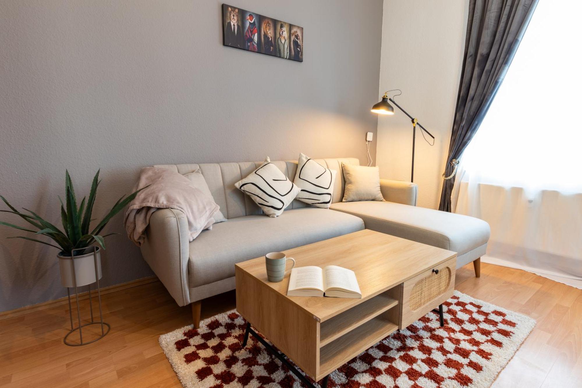 Stadtnatur Apartment Am Kuechwald - Mit Balkon, Streaming-Tv, Badewanne, Arbeitsplatz شيمنيتز المظهر الخارجي الصورة